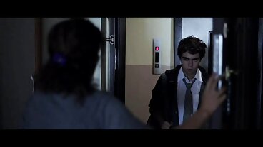Juicy Julie si sente meglio quando mamme giovani porche anche il suo bottino viene speronato
