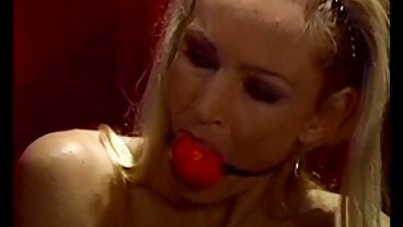 BangBros: Blondie Fesser Public FuckFest su mamme tettone porche PornHD