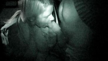 Karla video porno di mamme porche e Jillian spruzzano come una fontana