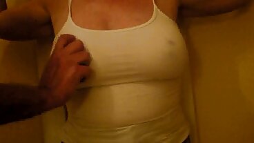 Troie arrapate sgranocchiano i loro tappeti film porno mamme porche