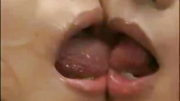 BangBors: Gianna MotherFucking Grey su mamme porch PornHD con Gianna Grey