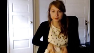 La piccola mamme anziane porche teenager bionda Kiara sogna sempre in GRANDE!