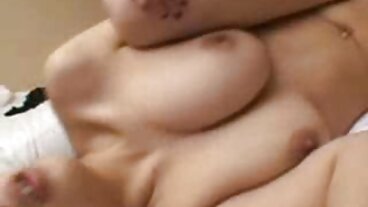 La MILF La Sirena si fa scopare sul mamme italiane porche divano